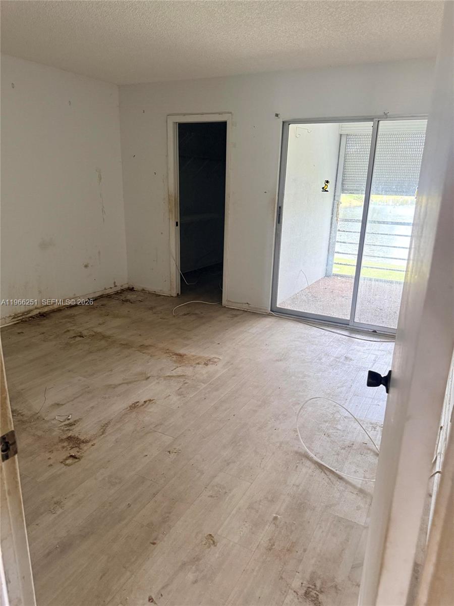 FARNHAM O CONDO - Residential