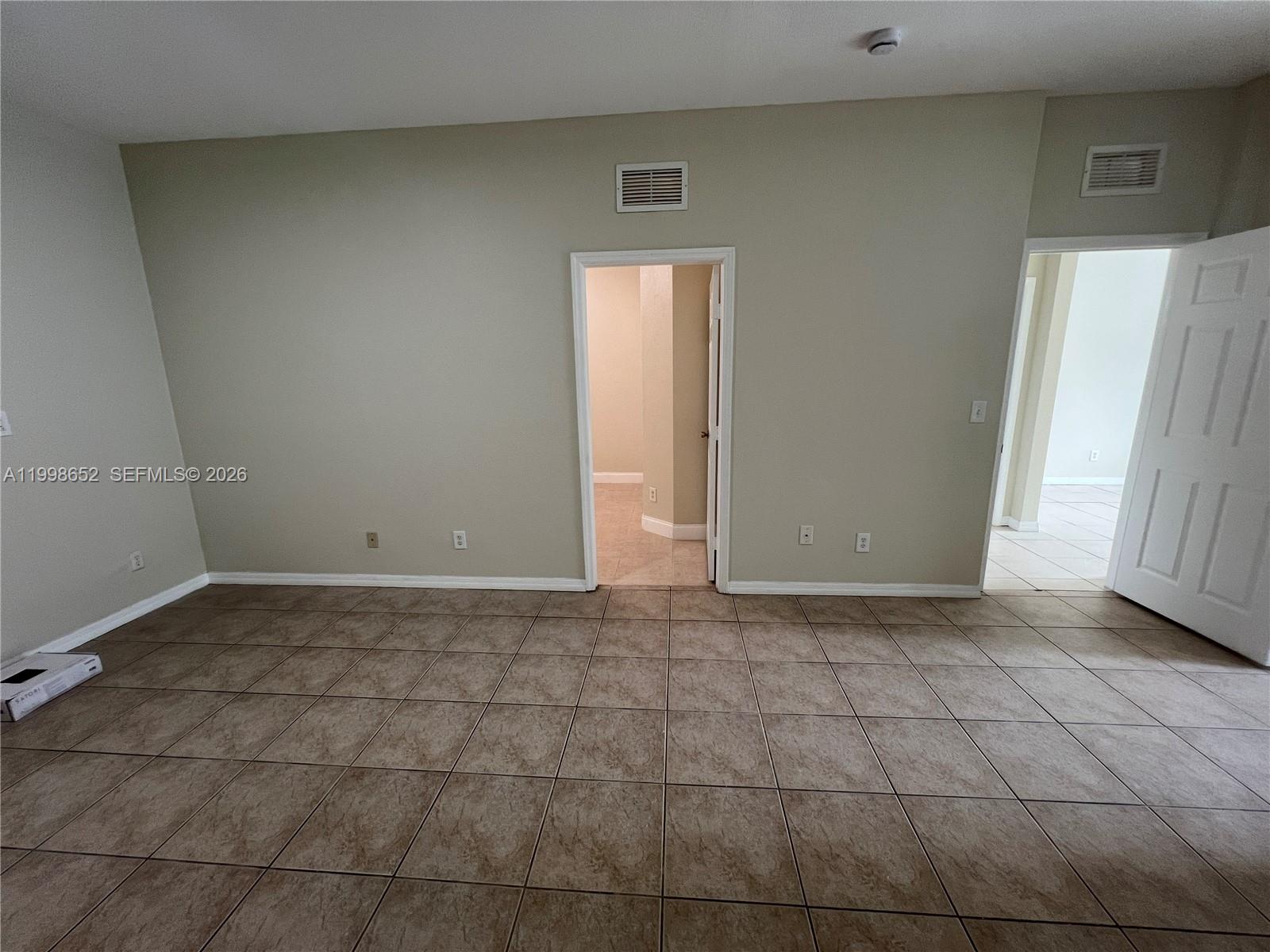 MOWRY VILLAS - Residential