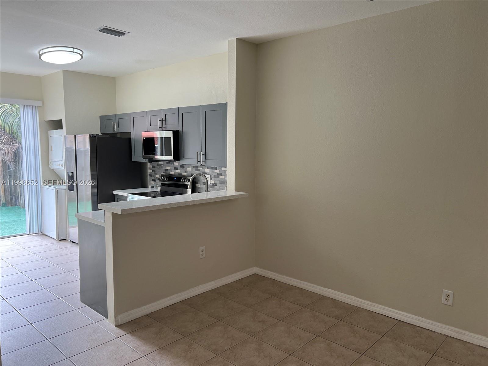 MOWRY VILLAS - Residential