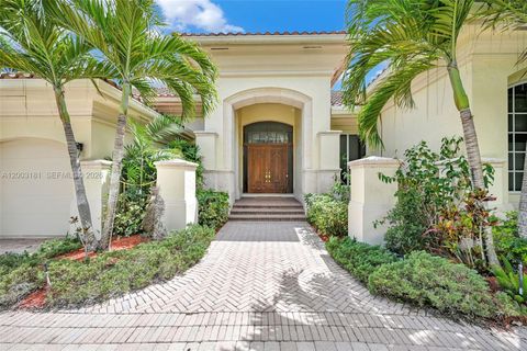 Photo of 10430 Kestrel St, Plantation, FL 33324 (MLS # A12003181)