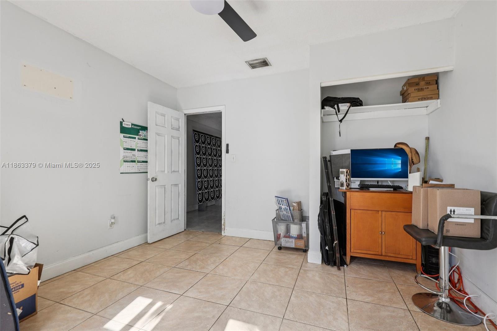 GOLDEN COURT - Residential