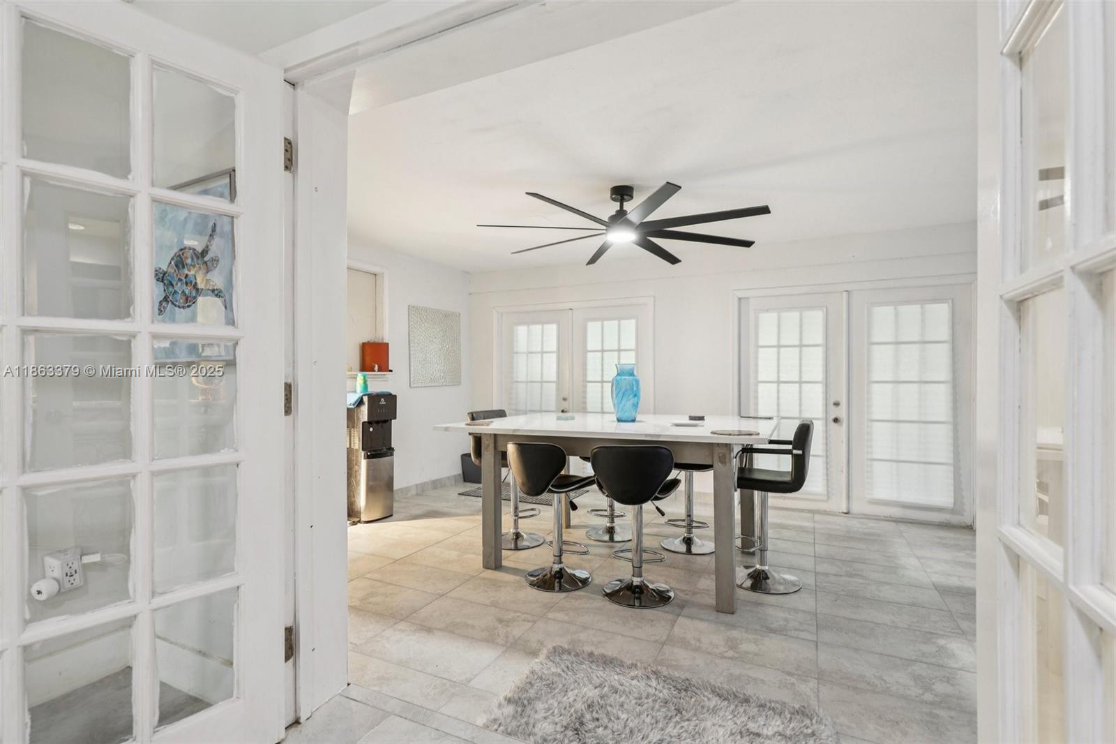 GOLDEN COURT - Residential