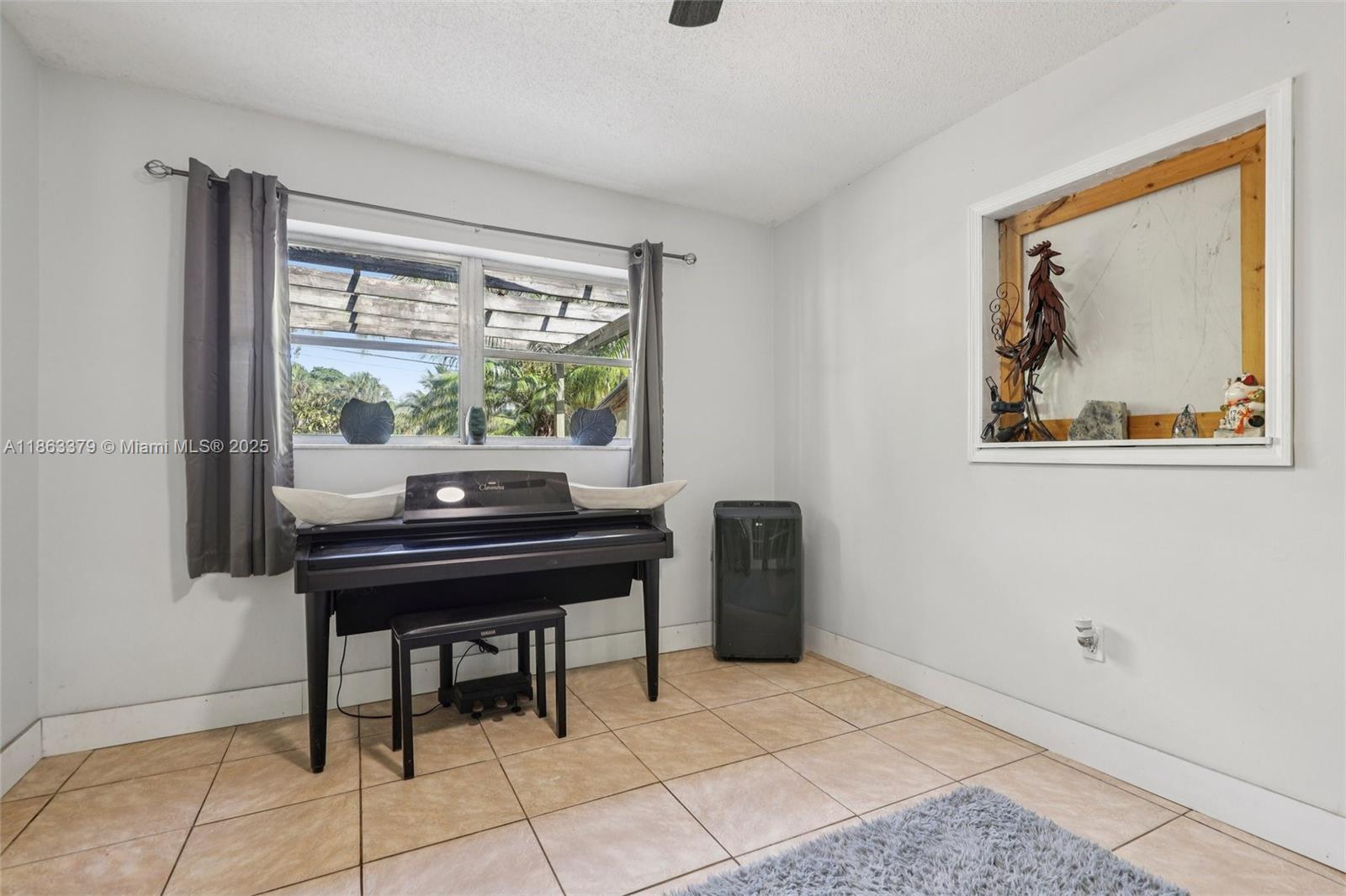 GOLDEN COURT - Residential