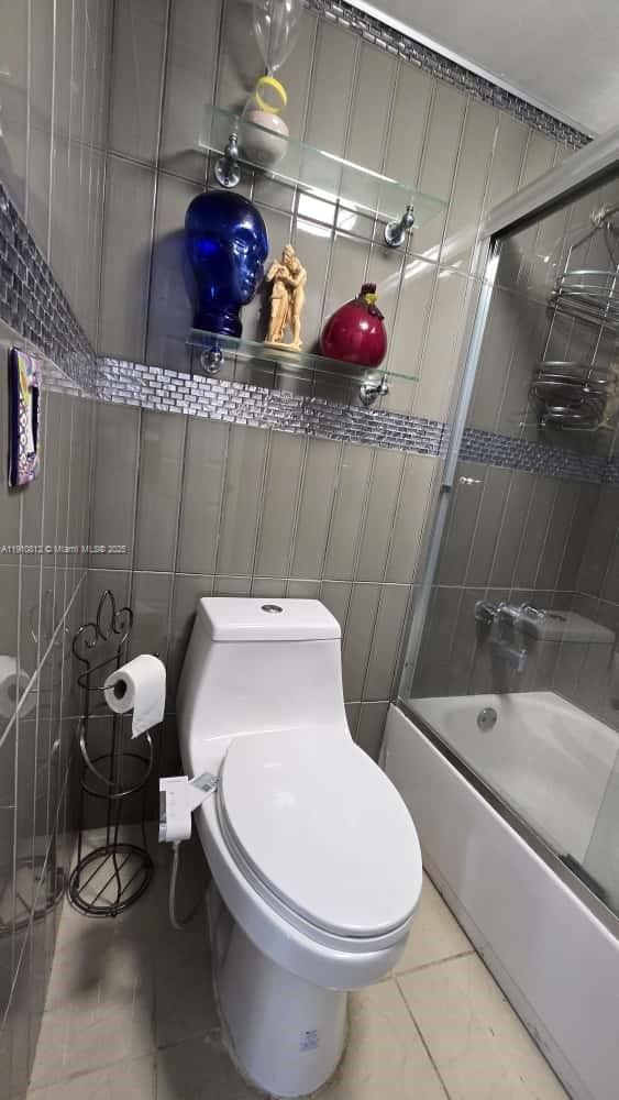 BUCKLEY TOWERS CONDO - EA - Residential