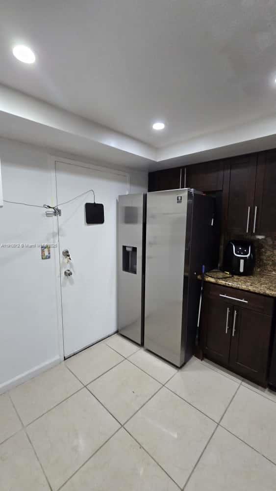 BUCKLEY TOWERS CONDO - EA - Residential