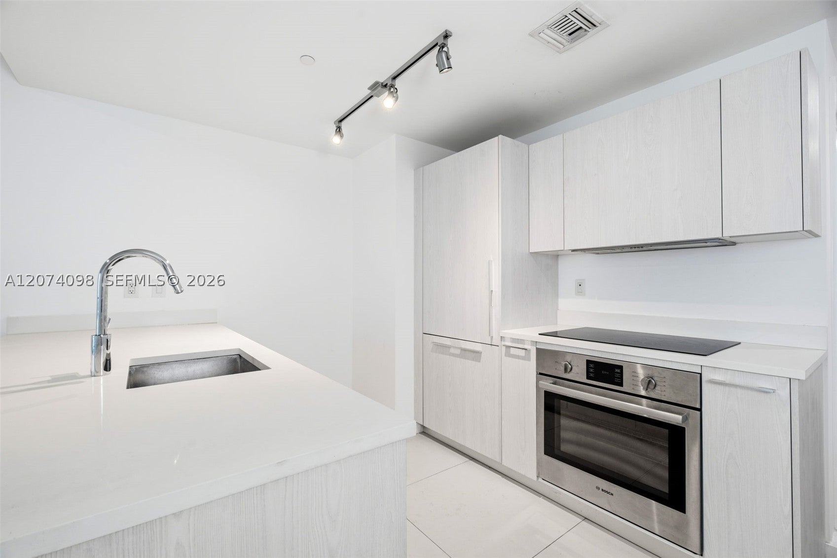 501 NE 31st St 2310
