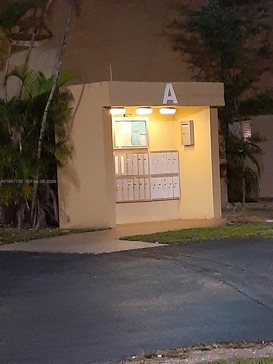 KENDALL ACRES WEST CONDO - Residential Lease