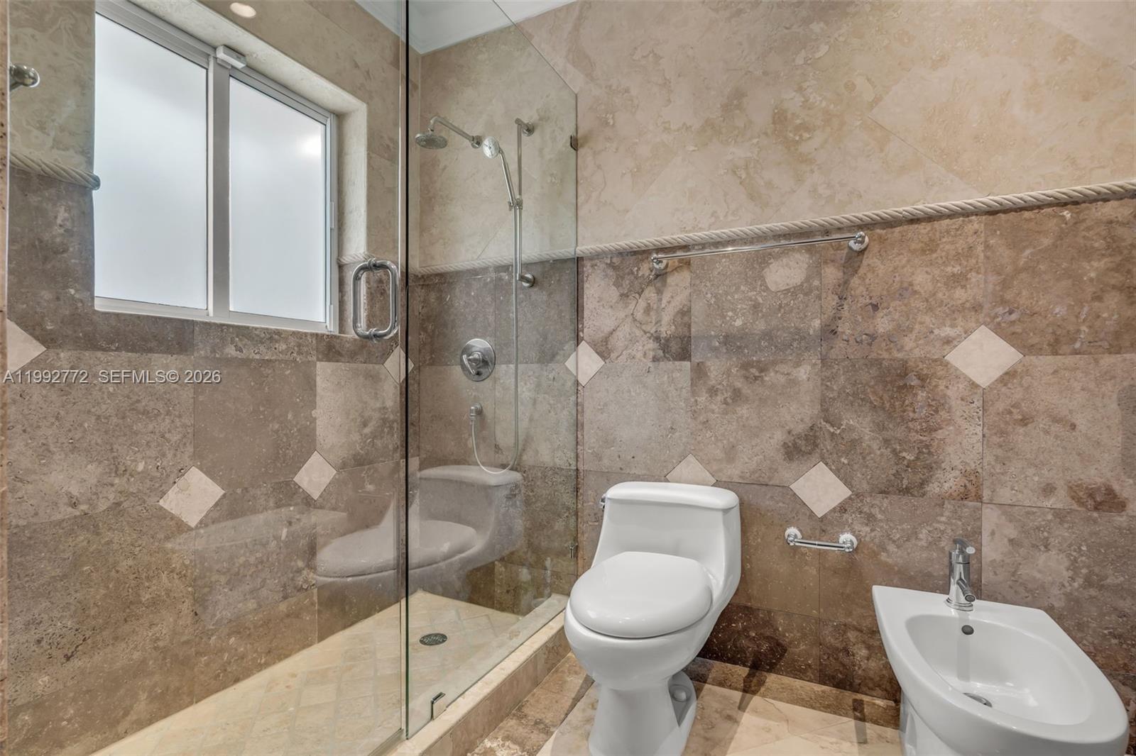 CORAL GABLES COUNTRY CLUB - Residential Lease