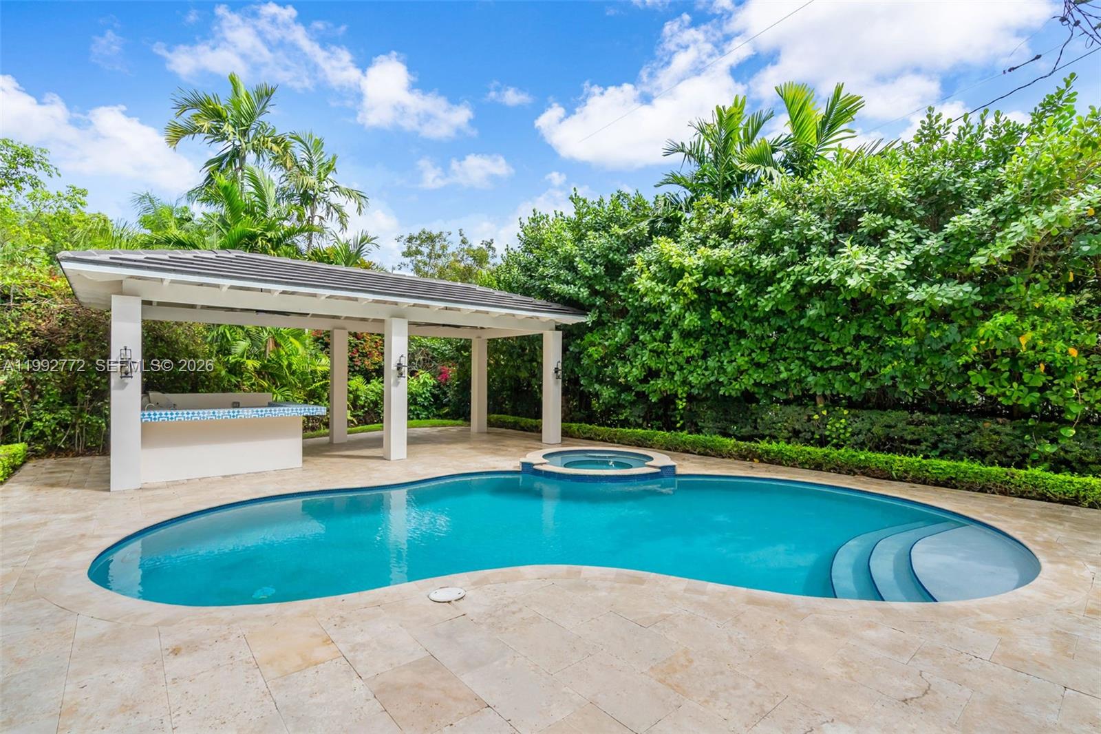 CORAL GABLES COUNTRY CLUB - Residential Lease