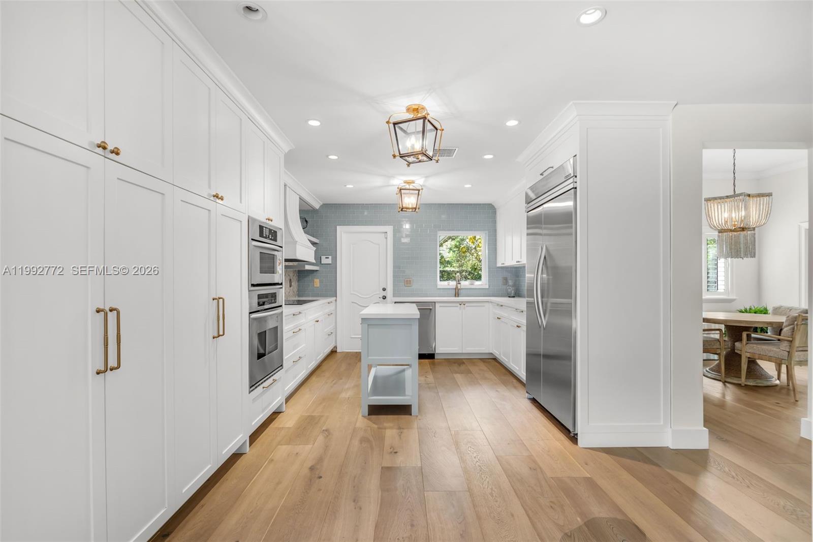 CORAL GABLES COUNTRY CLUB - Residential Lease