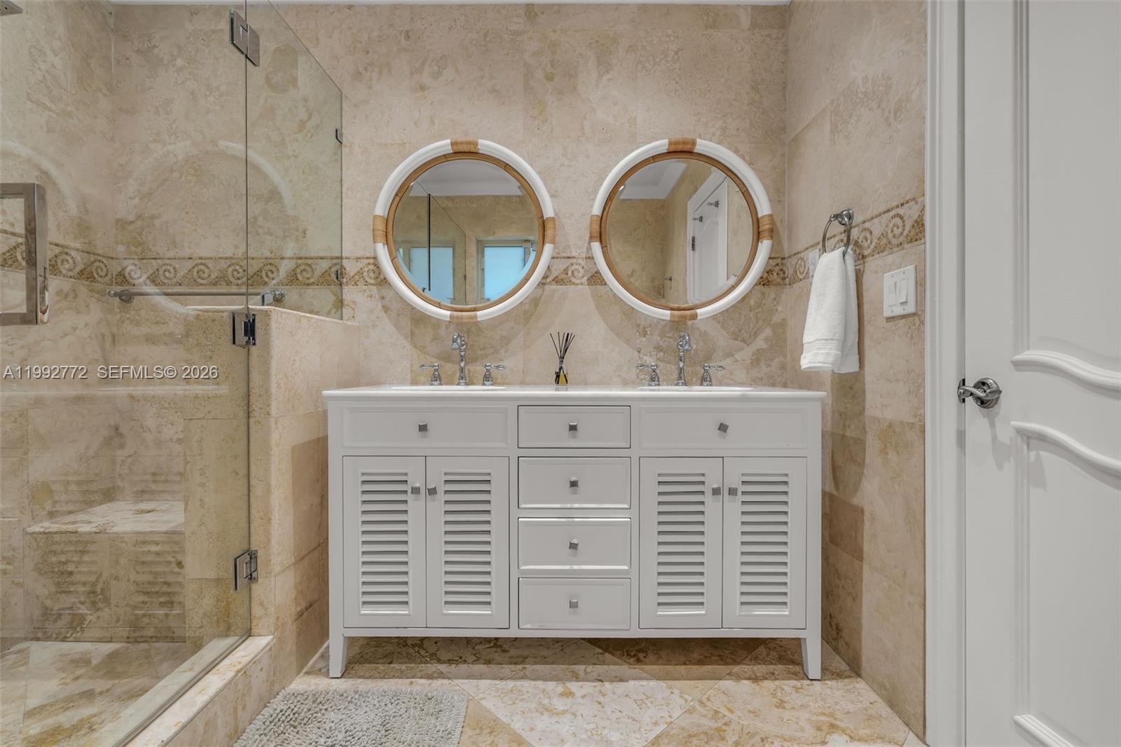 CORAL GABLES COUNTRY CLUB - Residential Lease