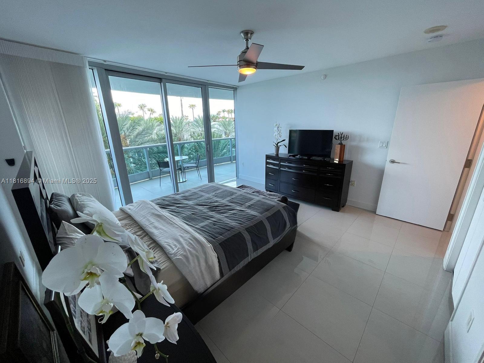 AZURE CONDO - Residential