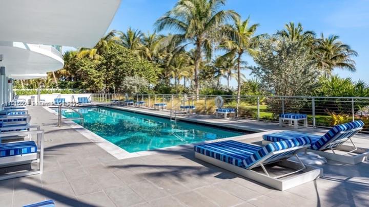 AZURE CONDO - Residential