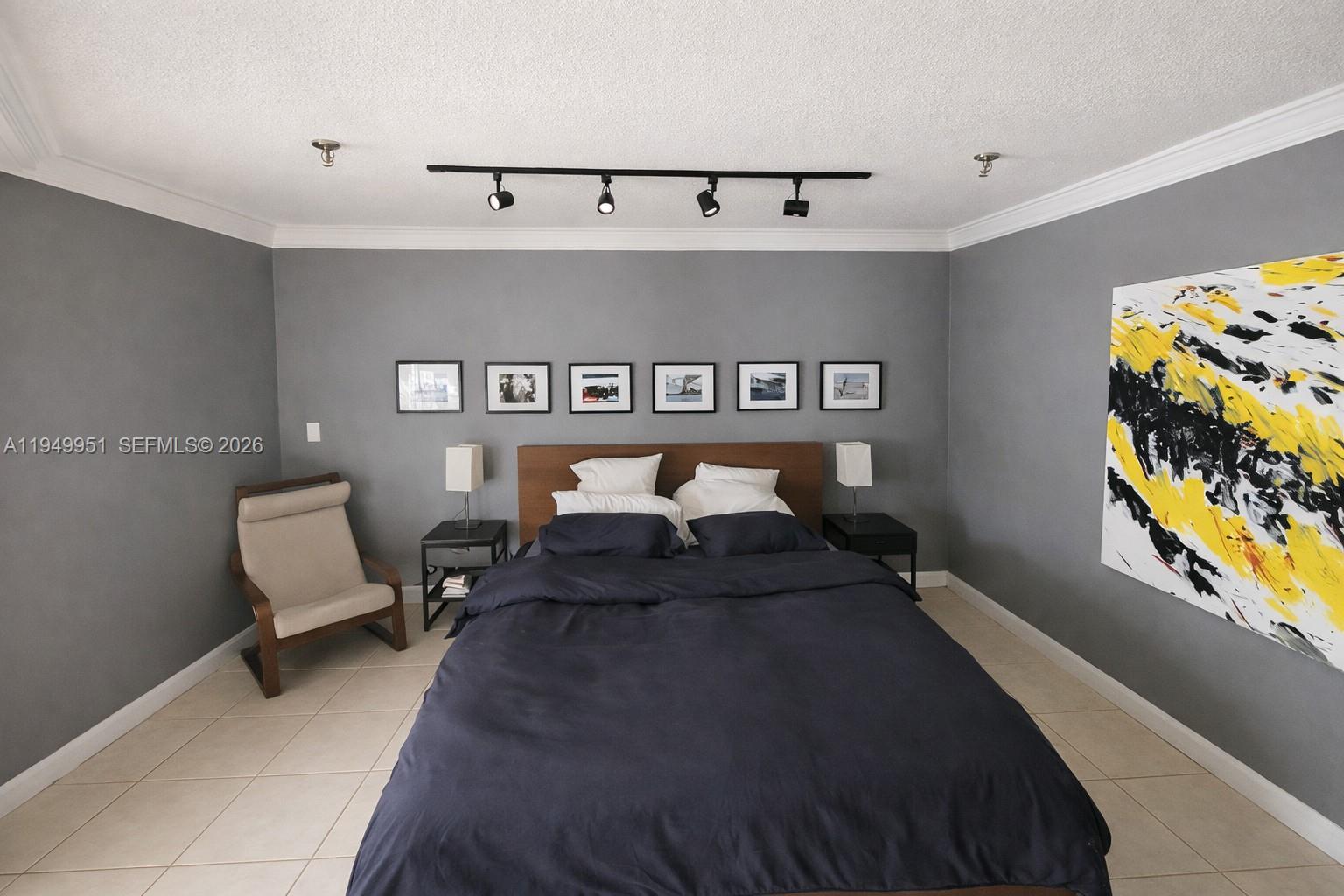 COCO WOOD CONDO - Residential