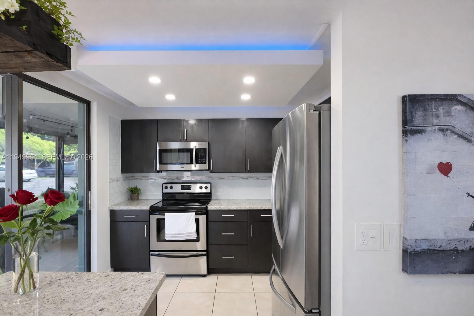 COCO WOOD CONDO - Residential