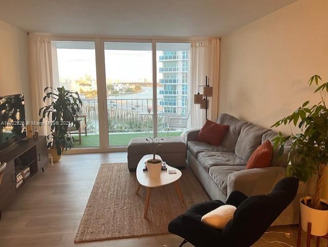 KENNEDY HOUSE CONDO - Residential Lease