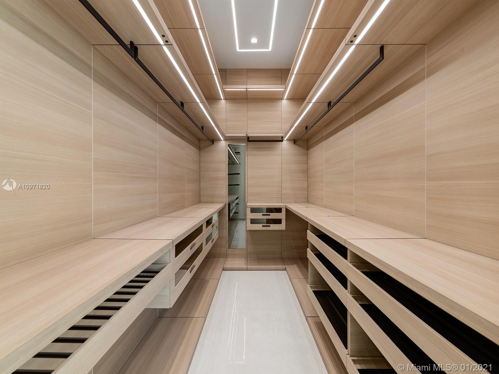 GOLDEN SHORES OCEAN BLVD - Residential