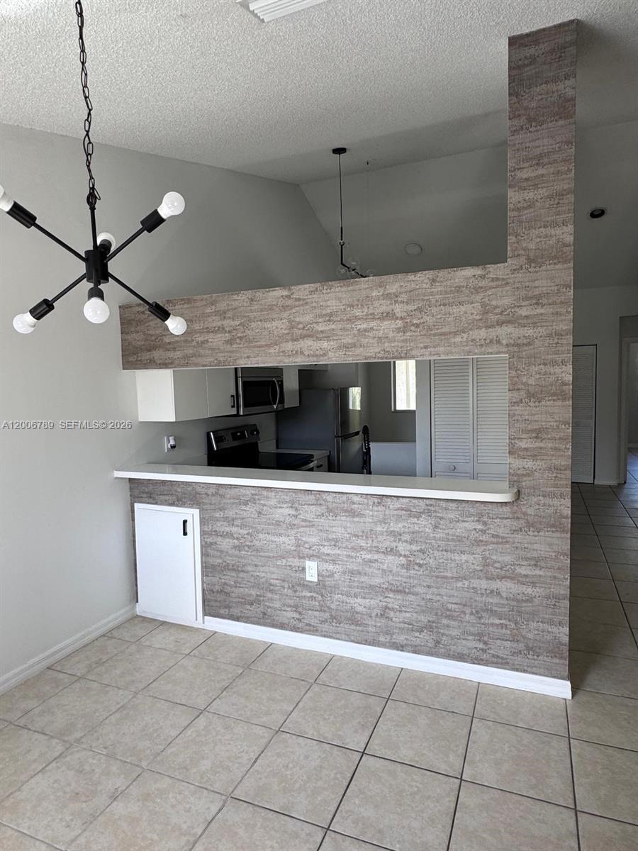 1304 Glenmoor Dr 1304