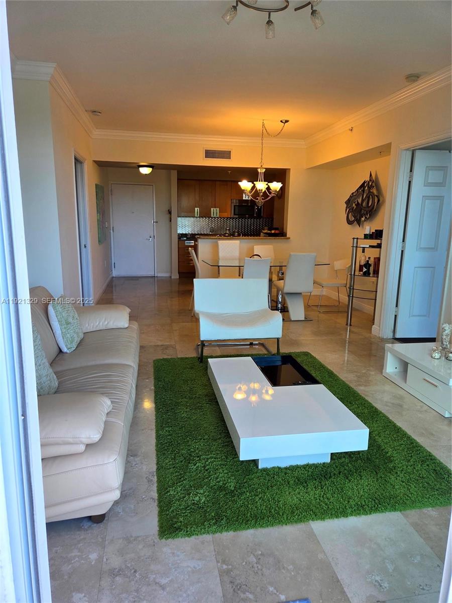 DUO CONDOMINIUM EAST - Residential