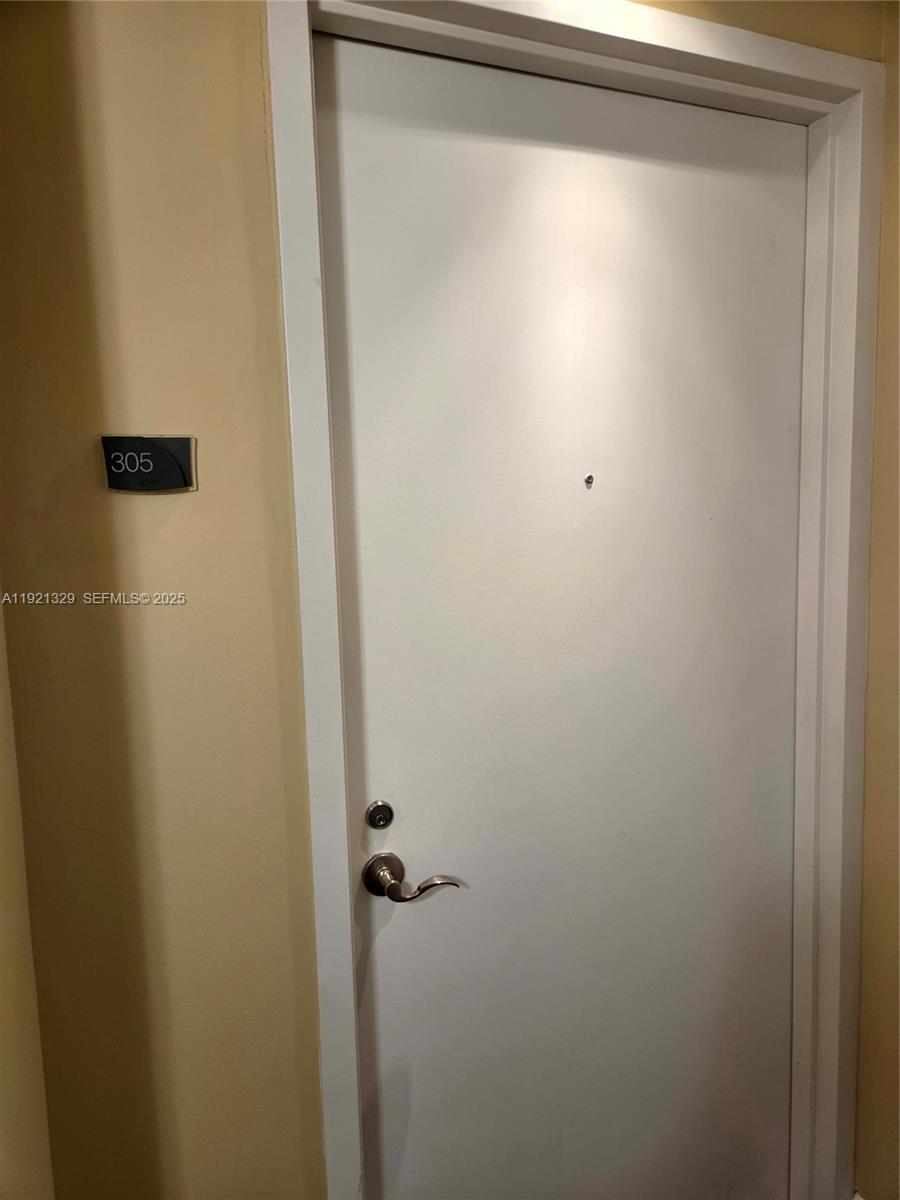 DUO CONDOMINIUM EAST - Residential