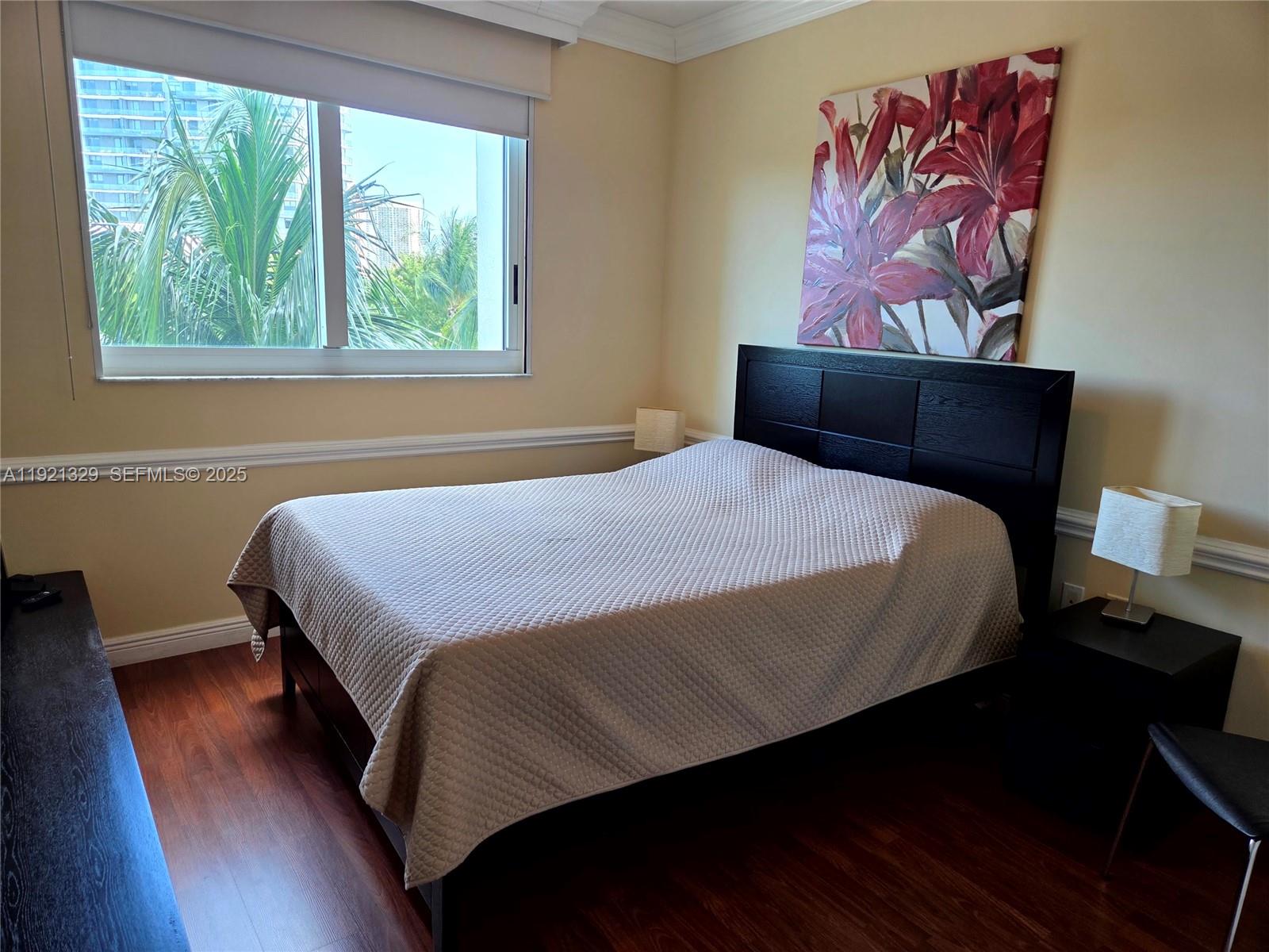 DUO CONDOMINIUM EAST - Residential