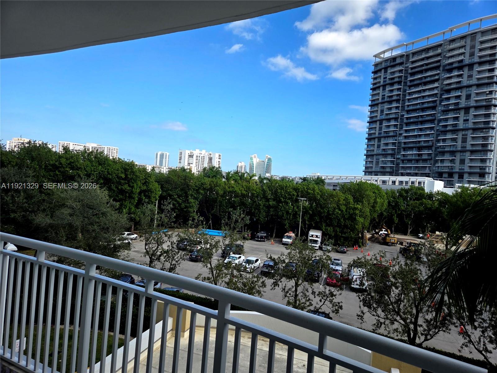 DUO CONDOMINIUM EAST - Residential