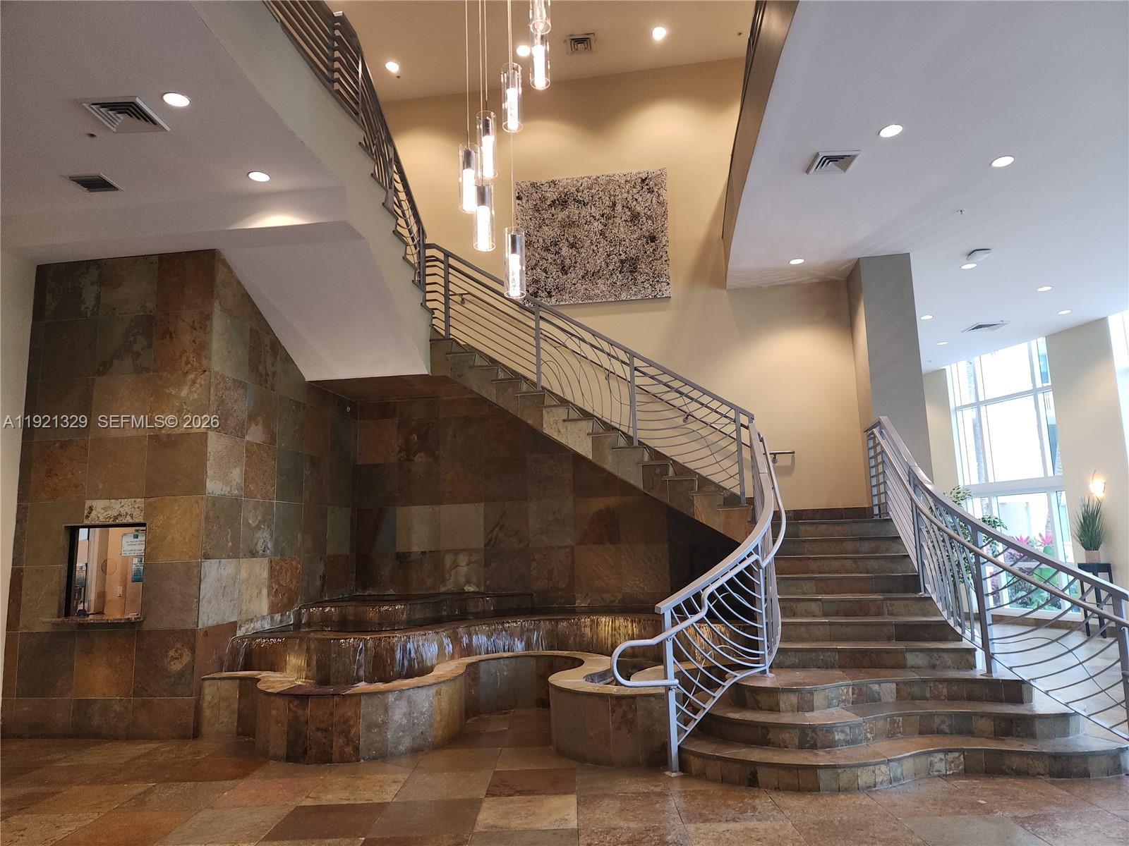 DUO CONDOMINIUM EAST - Residential