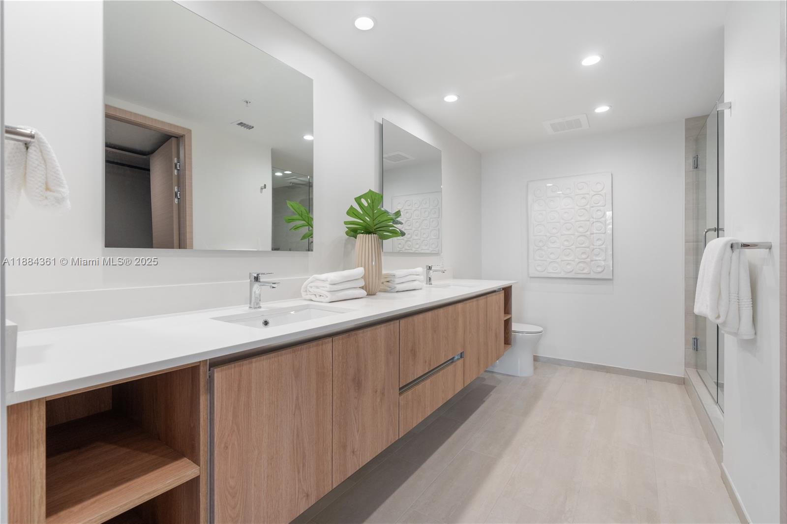 BAY HARBOR ISLAND - Residential Lease