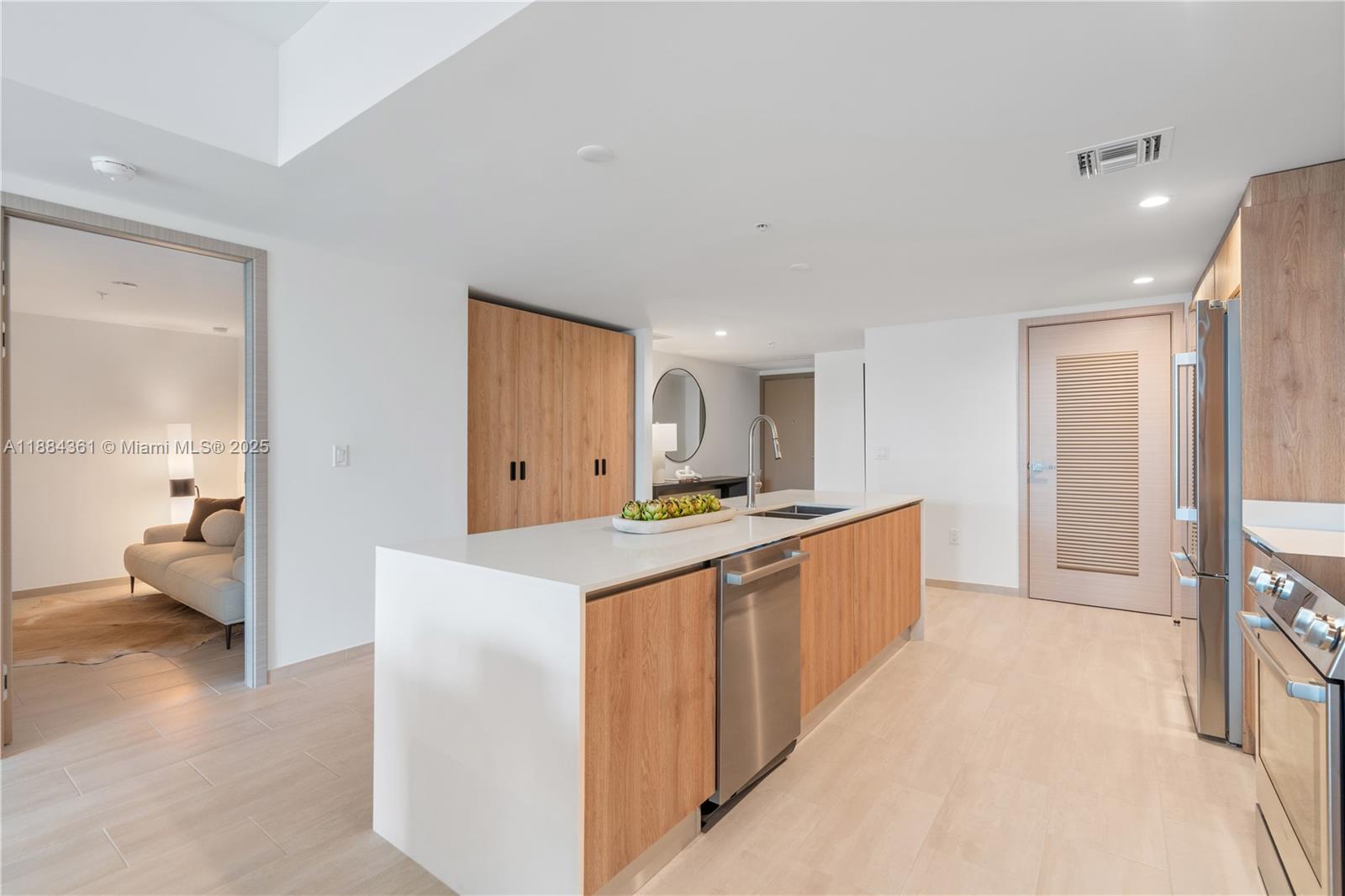 BAY HARBOR ISLAND - Residential Lease