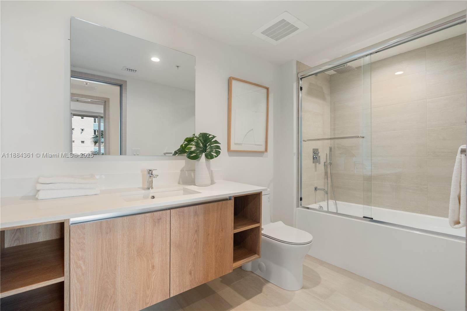 BAY HARBOR ISLAND - Residential Lease