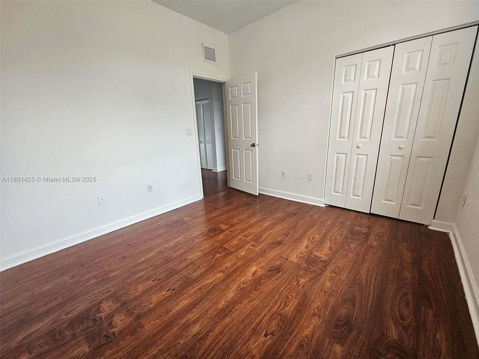 FLORIDIAN ISLES SOUTH - Residential Lease