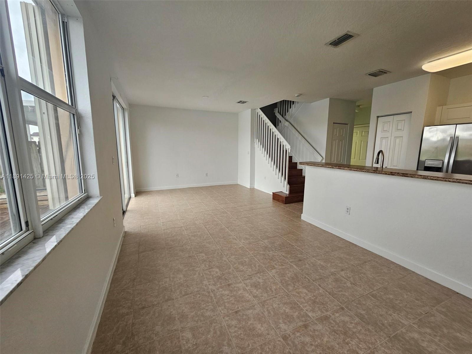 FLORIDIAN ISLES SOUTH - Residential Lease
