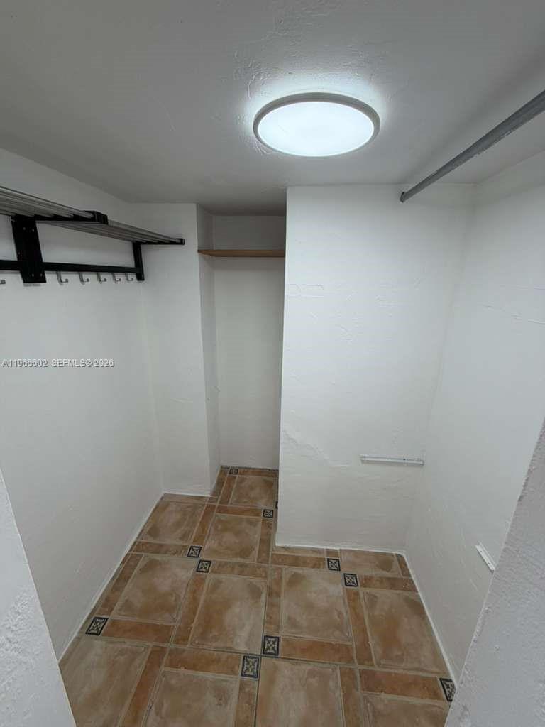 BYRON GARDENS CONDO - Residential Lease