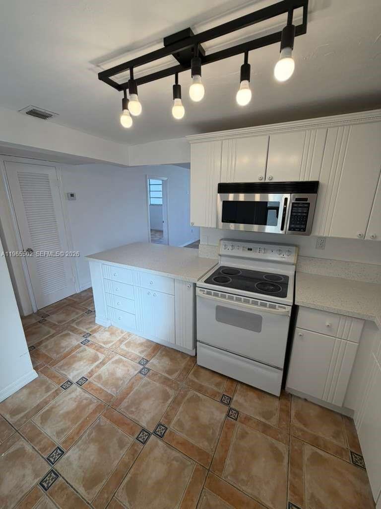 BYRON GARDENS CONDO - Residential Lease