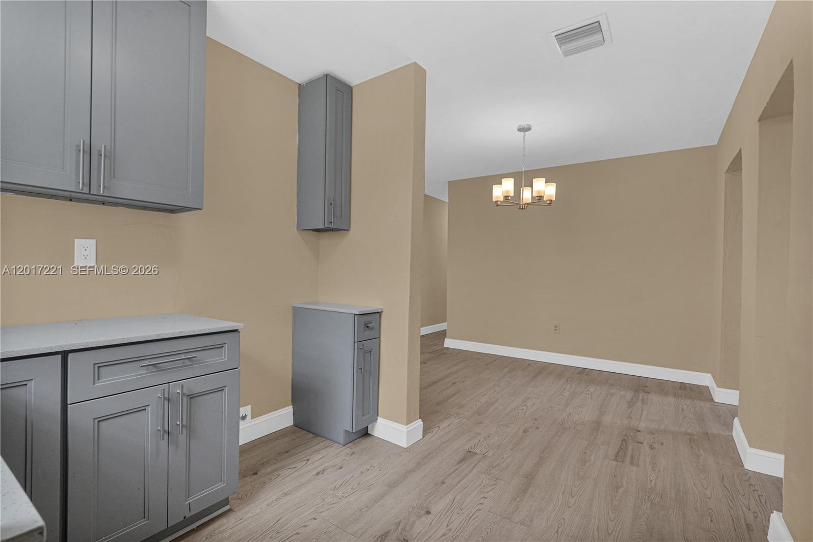 CORAL COURT - Residential