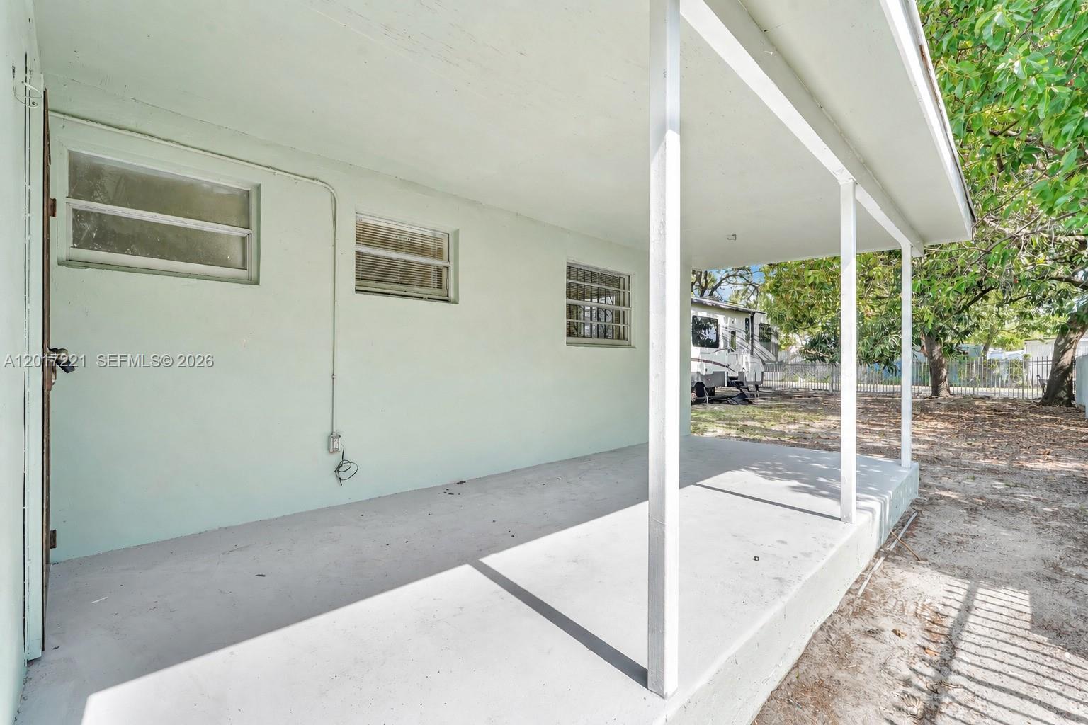 CORAL COURT - Residential