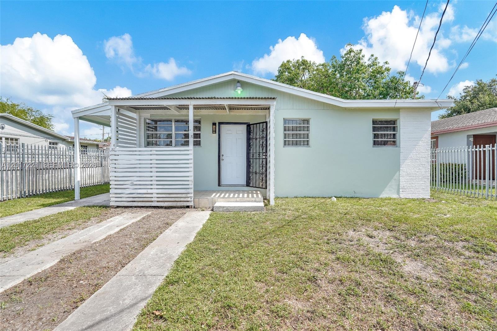 CORAL COURT - Residential
