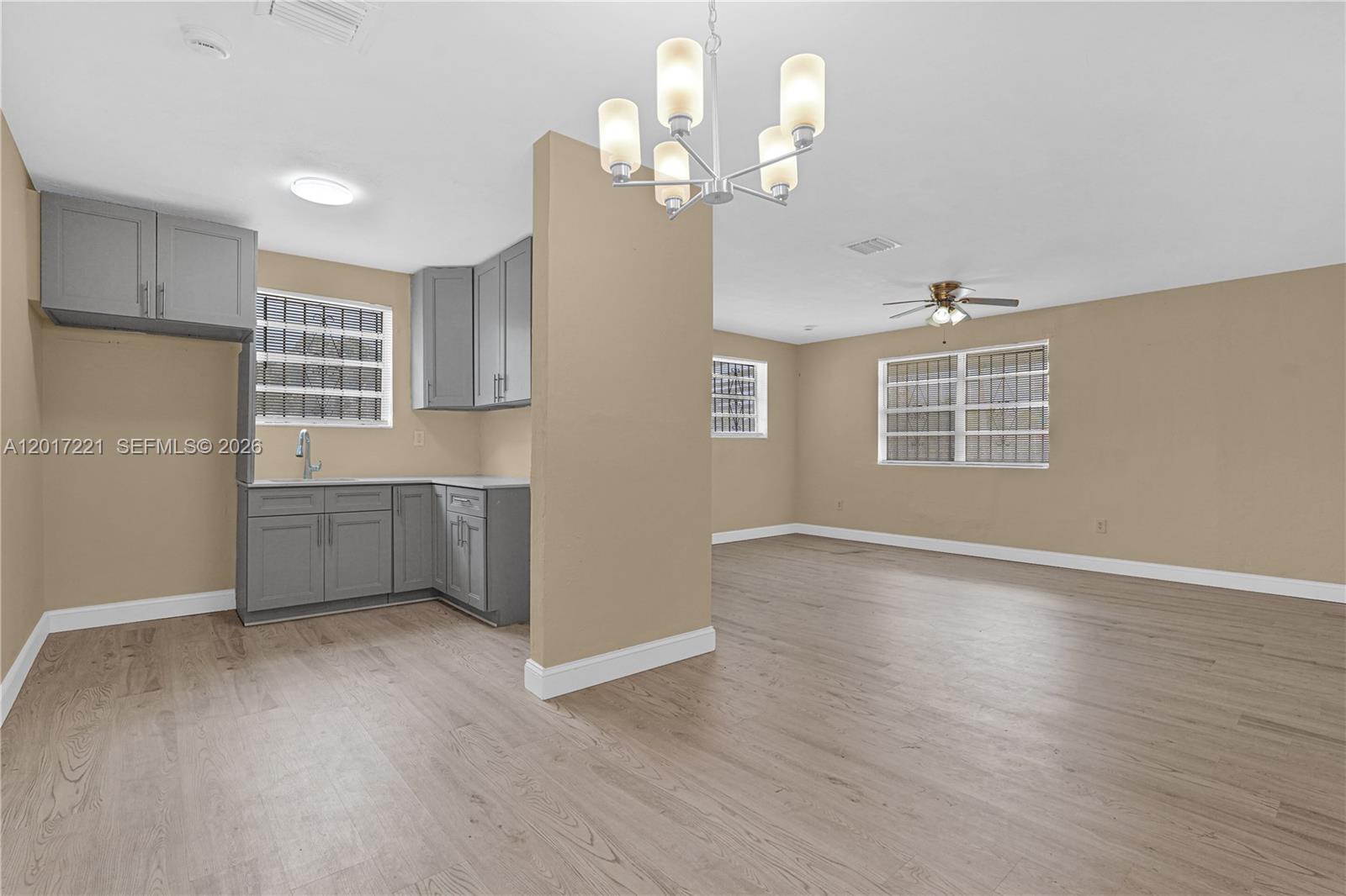 CORAL COURT - Residential