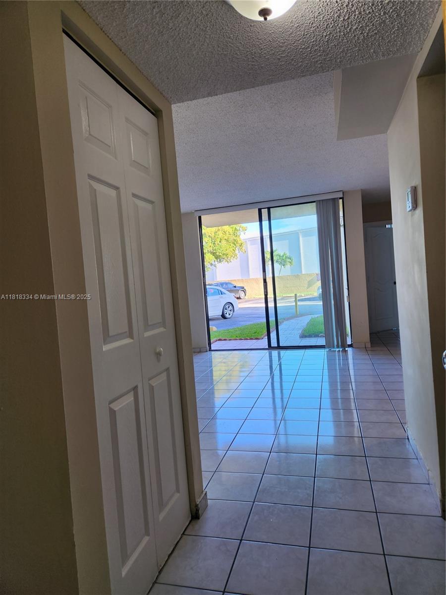 INTERNATIONAL TOWERS COND - Residential Lease