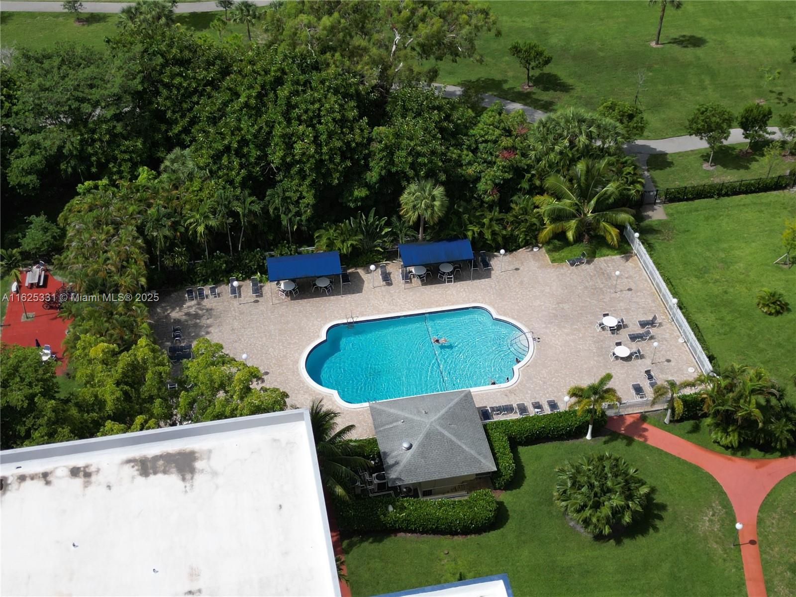 HILLCREST NO 21 CONDO - Residential