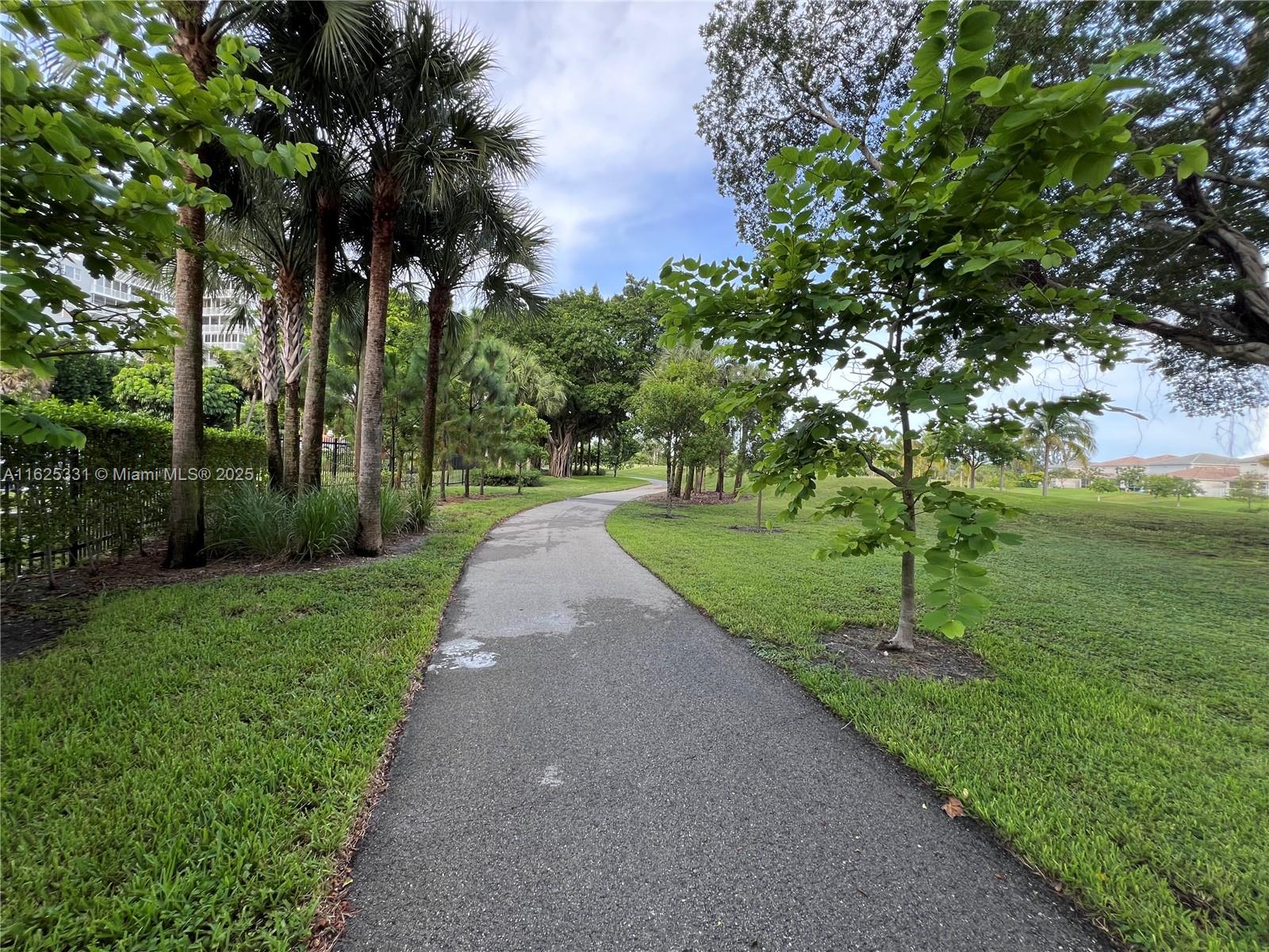 HILLCREST NO 21 CONDO - Residential