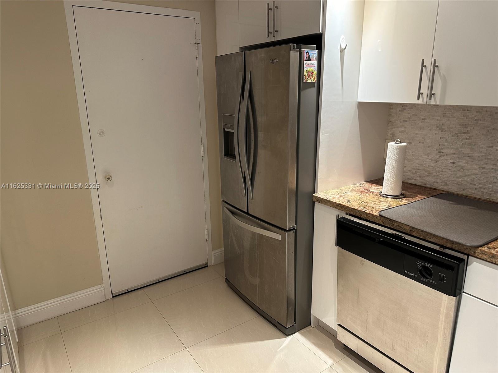 HILLCREST NO 21 CONDO - Residential