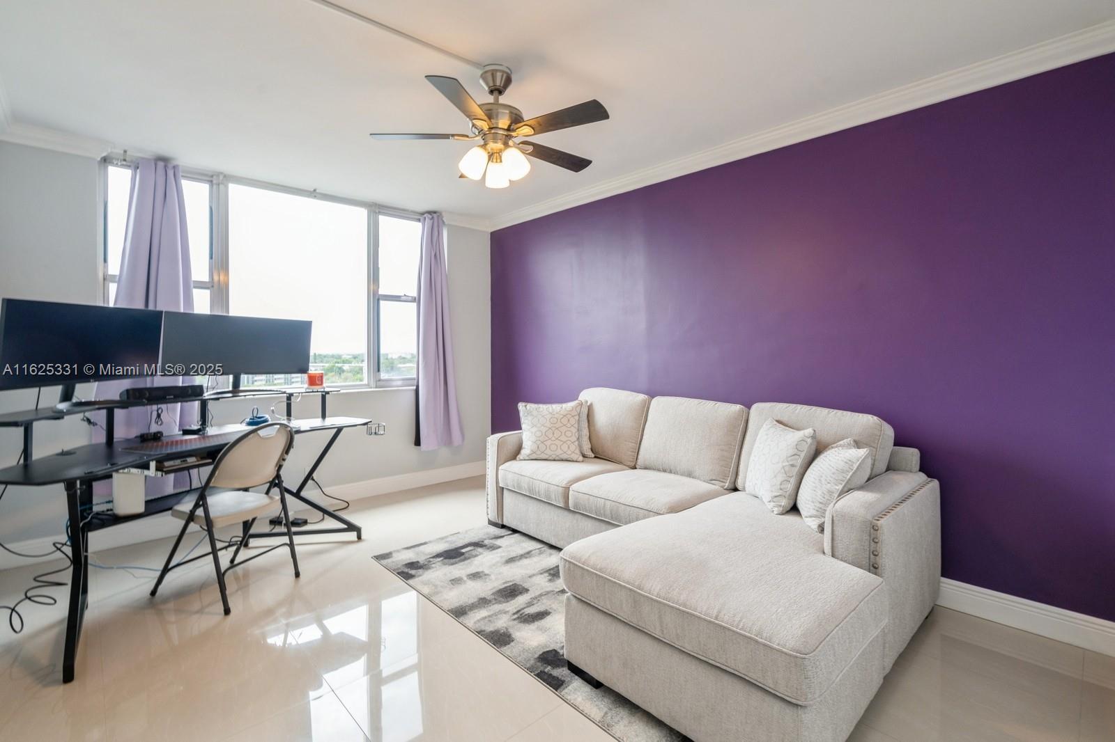 HILLCREST NO 21 CONDO - Residential