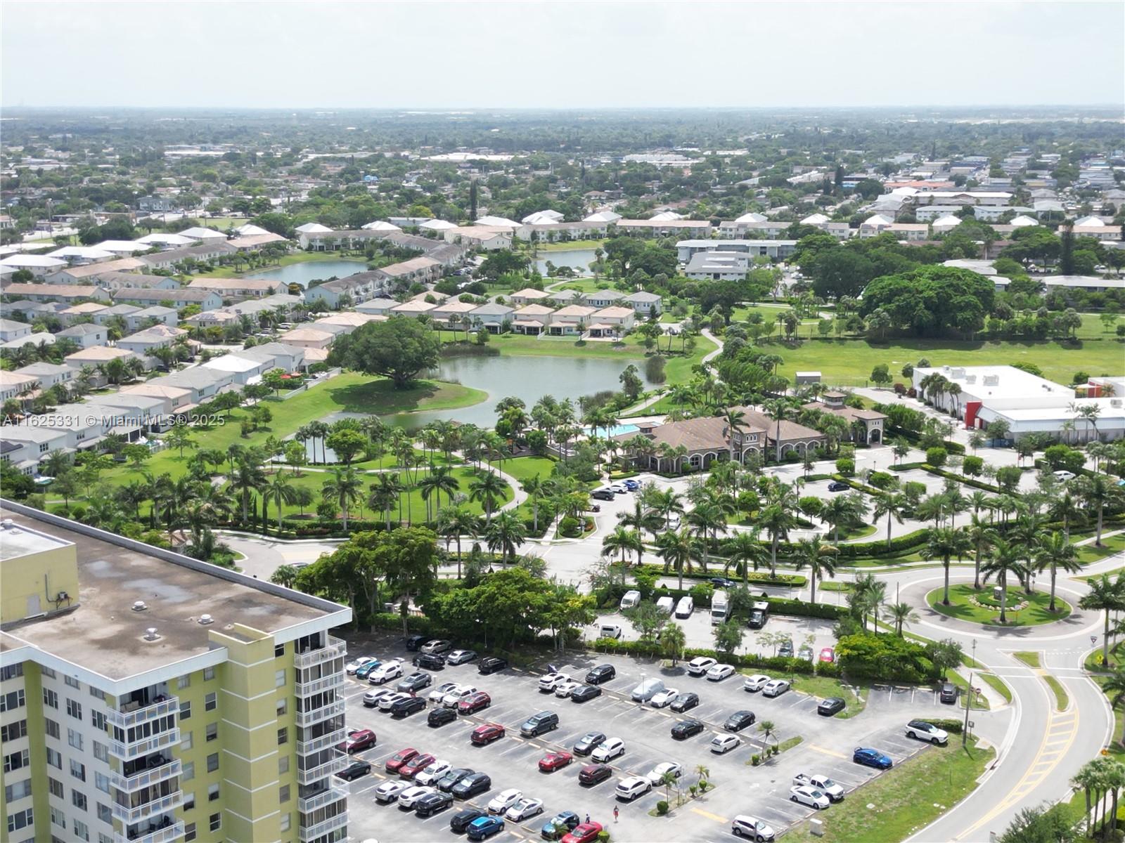 HILLCREST NO 21 CONDO - Residential