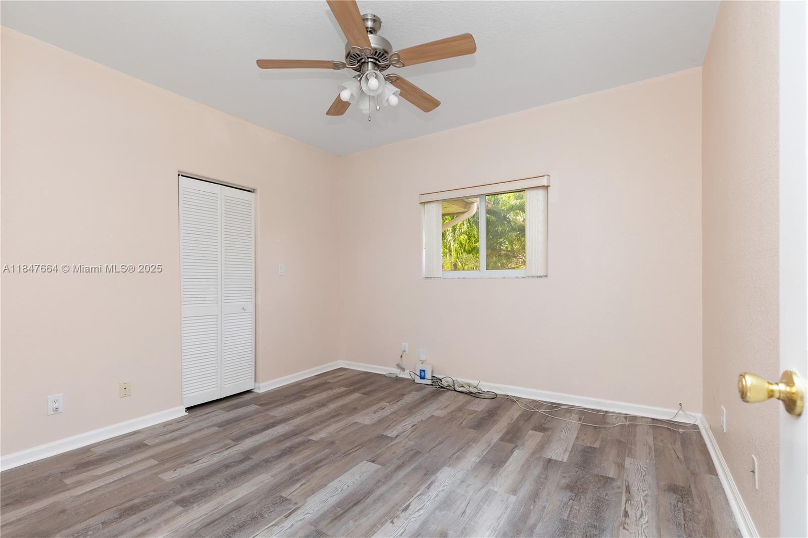 PLANTATION - Residential