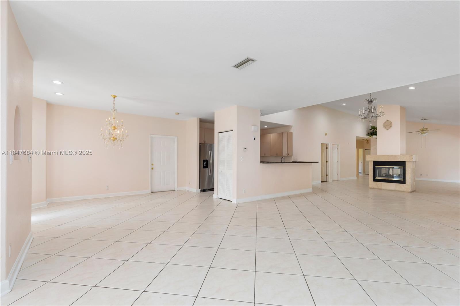 PLANTATION - Residential