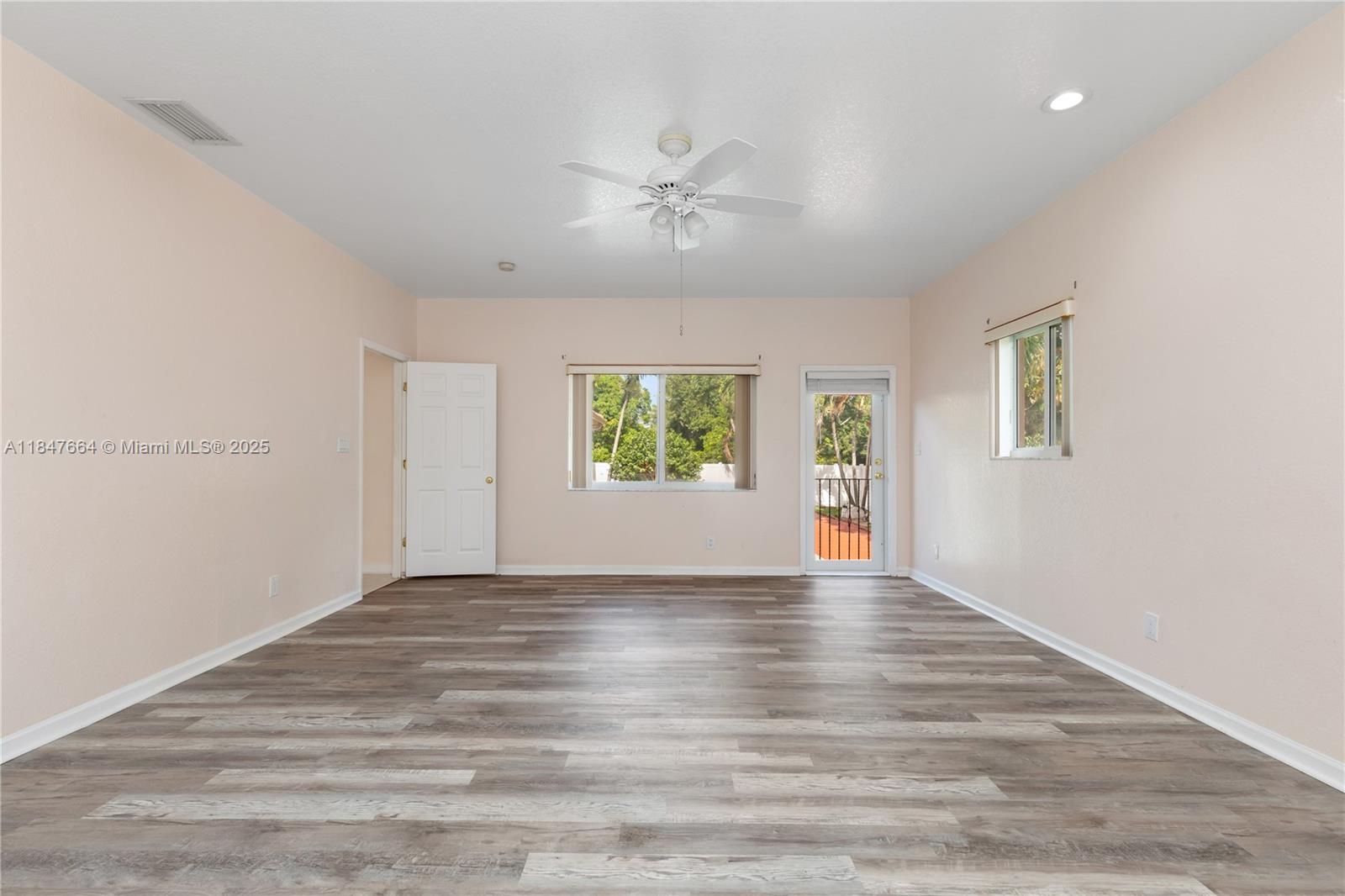PLANTATION - Residential