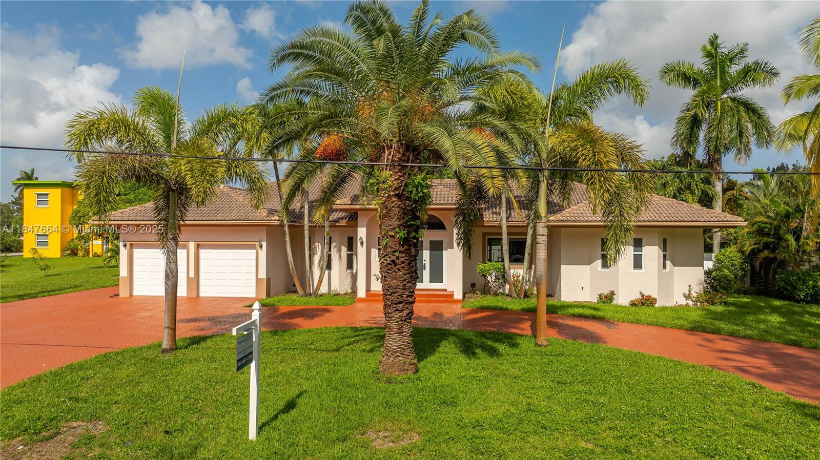 424 Bayberry Dr