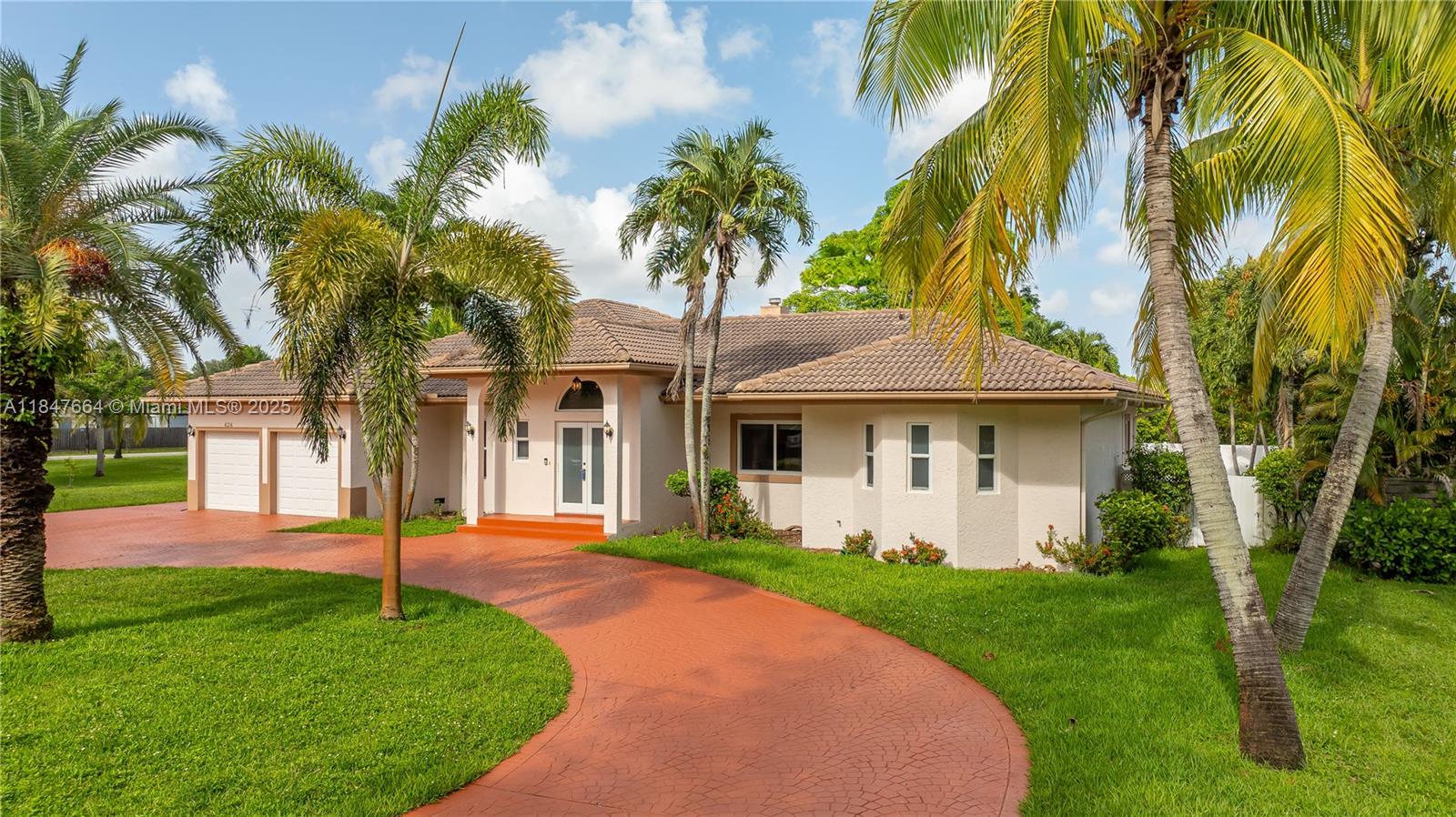 424 Bayberry Dr