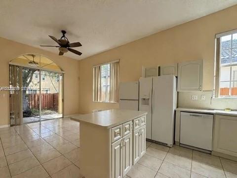BISMARK HOMES AT VENEZIA - Residential Lease